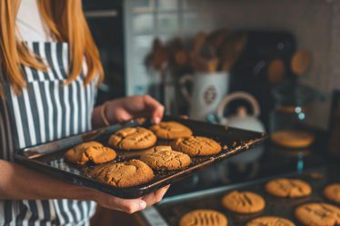 Jak teflon usprawnia produkcję w piekarnictwie?