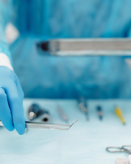 zestaw przyrządów medycznych