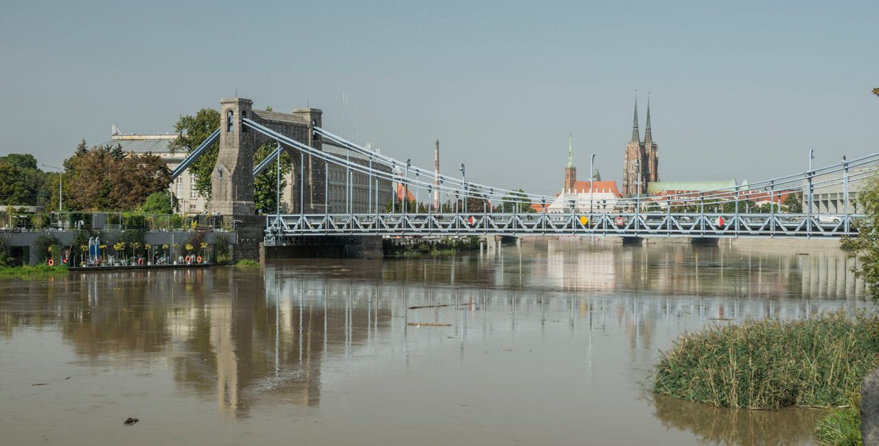 wykorzystanie powłok w budowie mostów